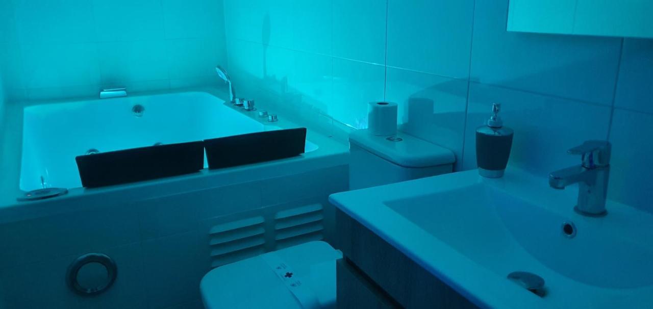 Torneo & Alameda Con Banera Jacuzzi Hidromasaje